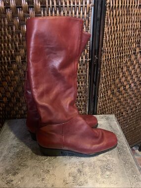 Markon Leather Tie Back Boots Size 8
